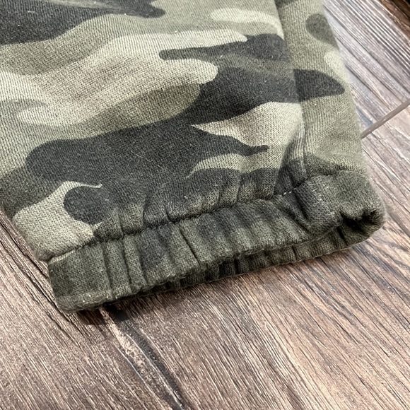 Wild Fable Camo Joggers - Picture 4 of 5